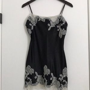 NWOT Victoria’s Secret black lace slip - S